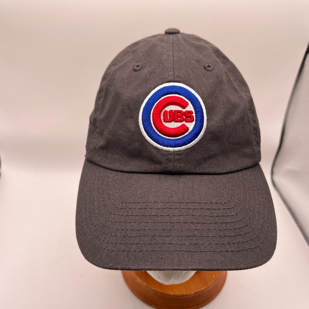 Fan Favorite Chicago Cubs MLB Baseball Hat Charcoal Grey Adjustable Strapback